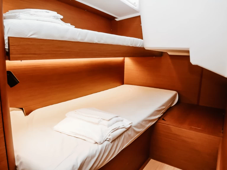 Jeanneau Sun Loft 47 te huur van particulier of professional in Punta Ala