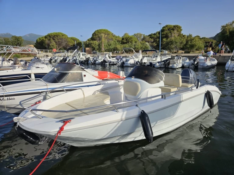Motorboot te huur in Saint-Florent voor de beste prijs