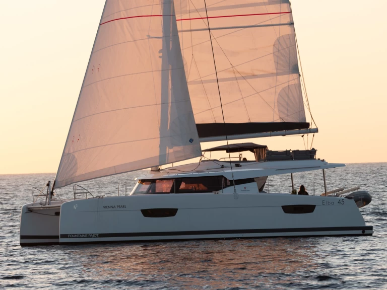 Bootverhuur Fountaine Pajot Elba 45 in Préveza via SamBoat