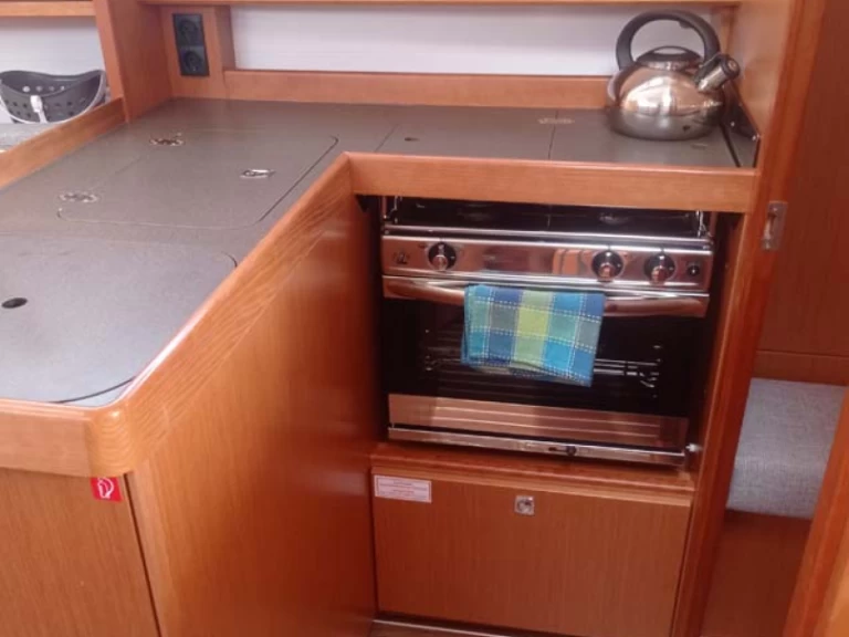 Huur Zeilboot met of zonder schipper Bavaria in Deme of Volos