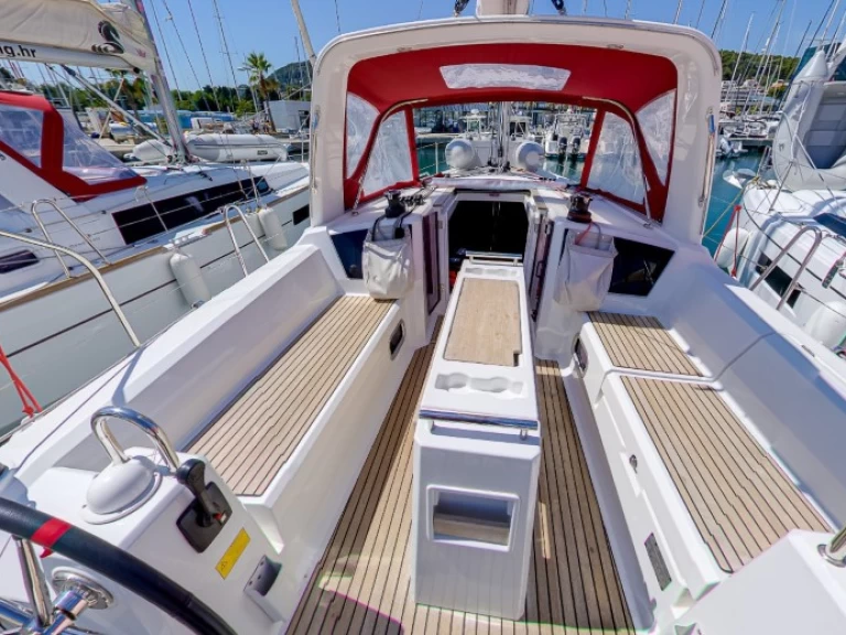 Verhuur Zeilboot Bénéteau met vaarbewijs