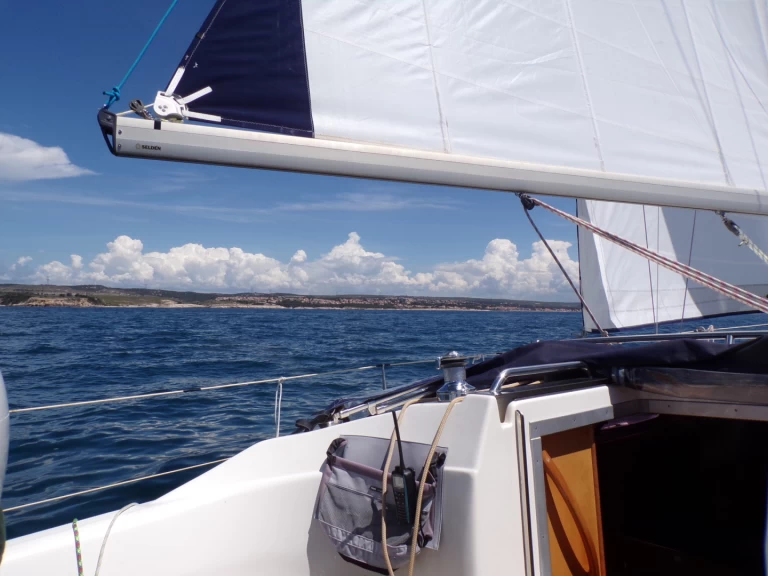 Huur een Bavaria Bavaria 30 Cruiser in Port-Camargue