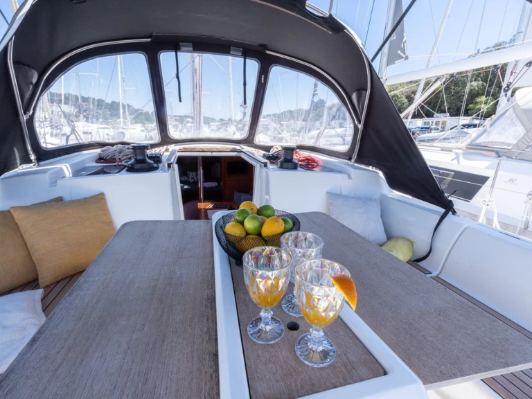 Verhuur Zeilboot Dufour met vaarbewijs