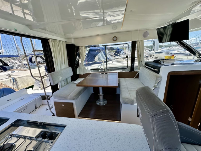 Huur een Jeanneau Merry Fisher 1095 Fly in Drage