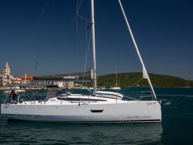 Bootverhuur Elan E4 in Betina via SamBoat