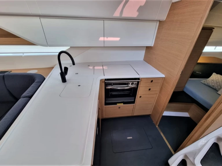Jachthuur in Punat - Elan Elan E6 via SamBoat