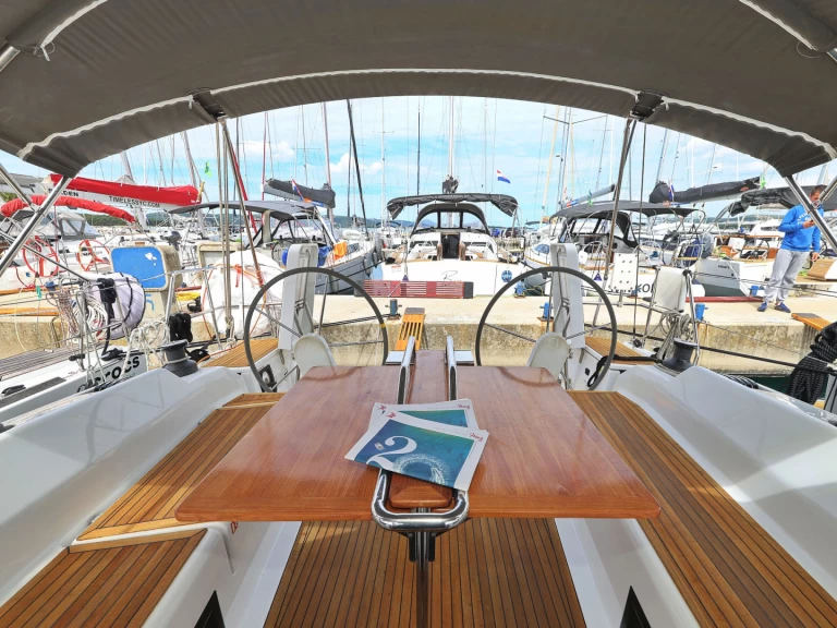 Jachthuur in Biograd na Moru - Hanse Hanse 418 via SamBoat