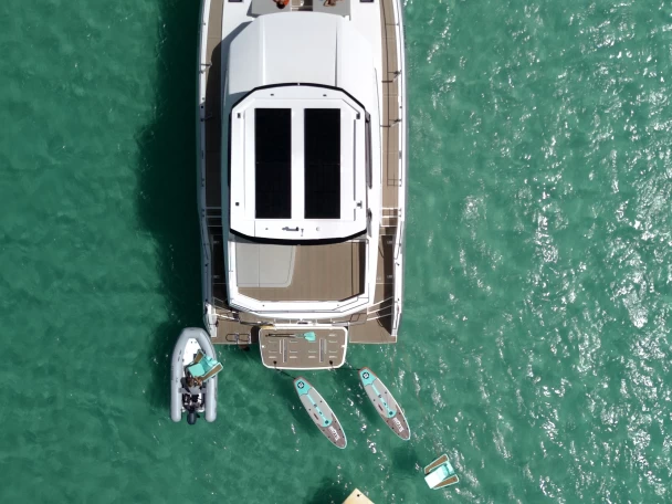 Bootverhuur Robertson and Caine leopard 53 in Gustavia via SamBoat