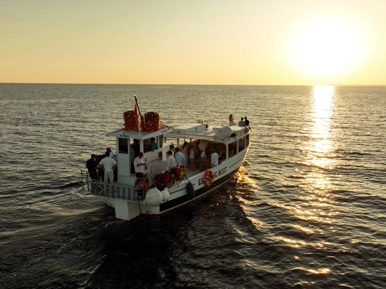 ASTILLEROS Y VARADEROS DE TARRAGONA Modelo 1 te huur van particulier of professional in Colònia de Sant Jordi