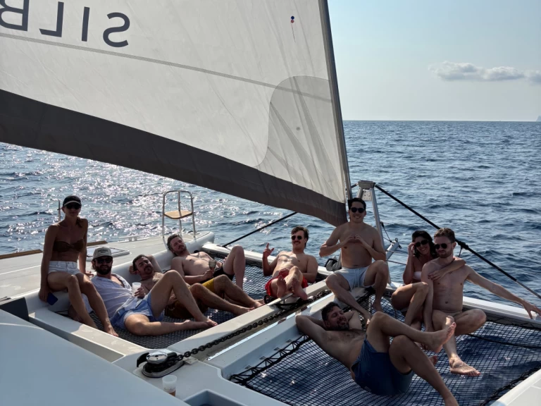 Verhuur Catamaran Lagoon met vaarbewijs