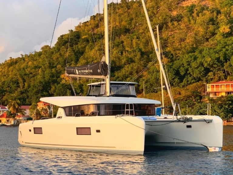 Lagoon Lagoon 42 te huur van particulier of professional in Pointe-à-Pitre