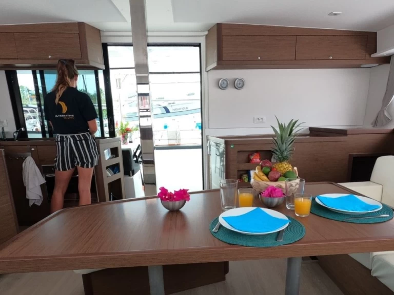 Huur een Lagoon Lagoon 42 in Pointe-à-Pitre