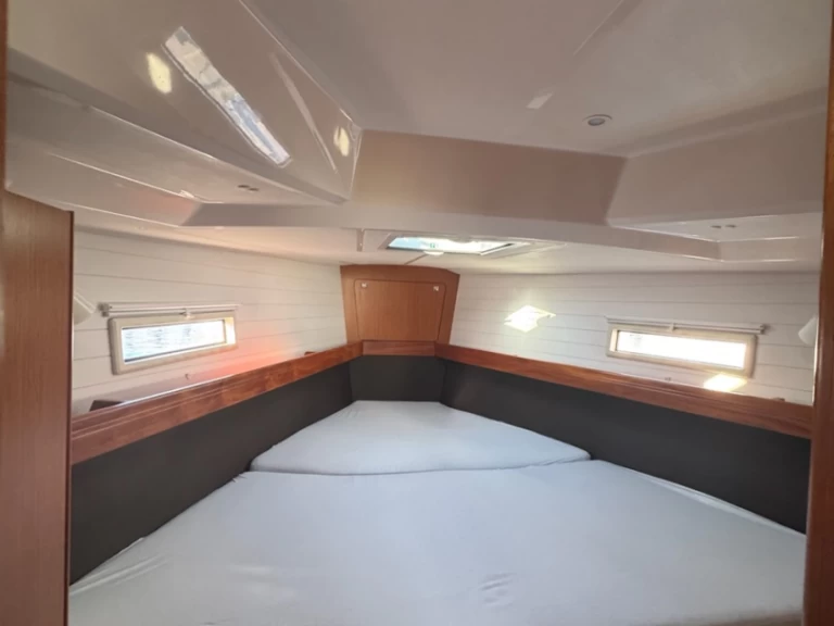 Bavaria Cruiser 41 te huur van particulier of professional in Rogoznica