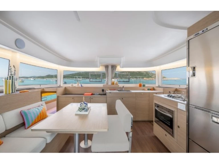 Bootverhuur Sukošan goedkoop Lagoon 38 OV