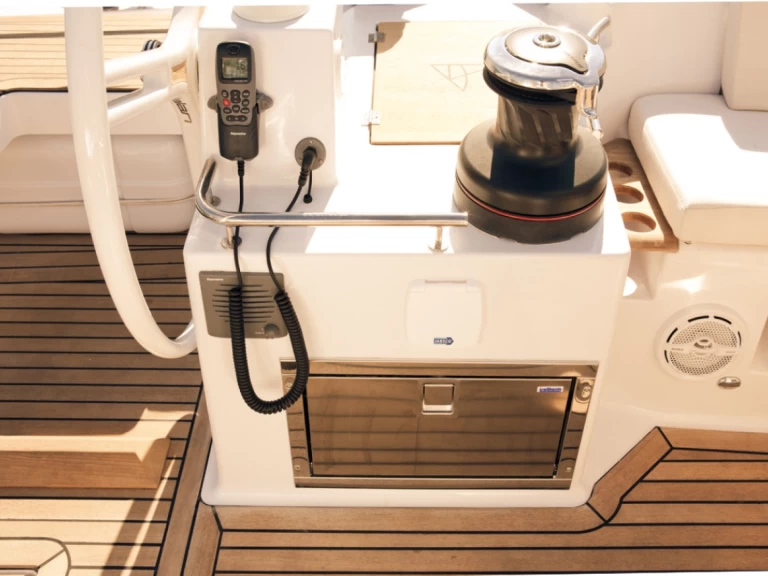 Elan Impression 50 te huur van particulier of professional in Biograd na Moru