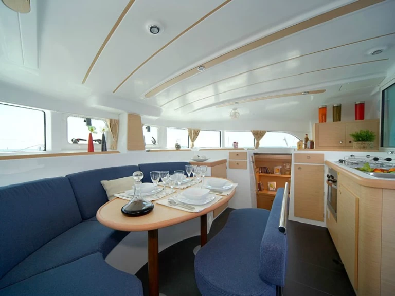 Bootverhuur Biograd na Moru goedkoop Lagoon 380