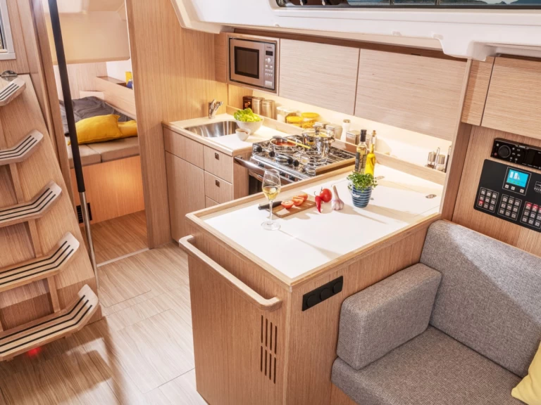 Bootverhuur Bavaria Bavaria C38 in Frankrijk via SamBoat