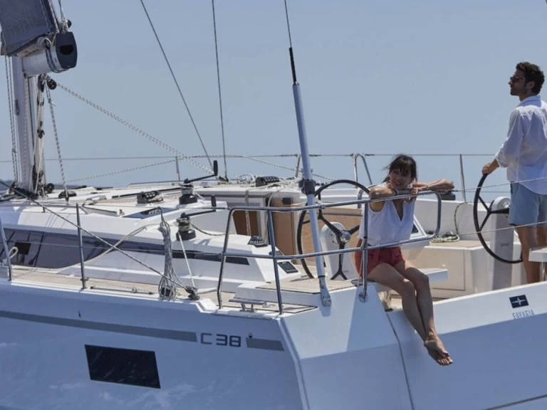 Bavaria Bavaria C38 te huur van particulier of professional in Frankrijk