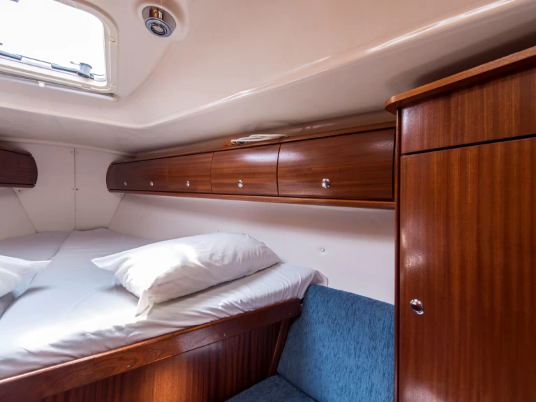 Bavaria Bavaria 36 Cruiser te huur van particulier of professional in Nikiána