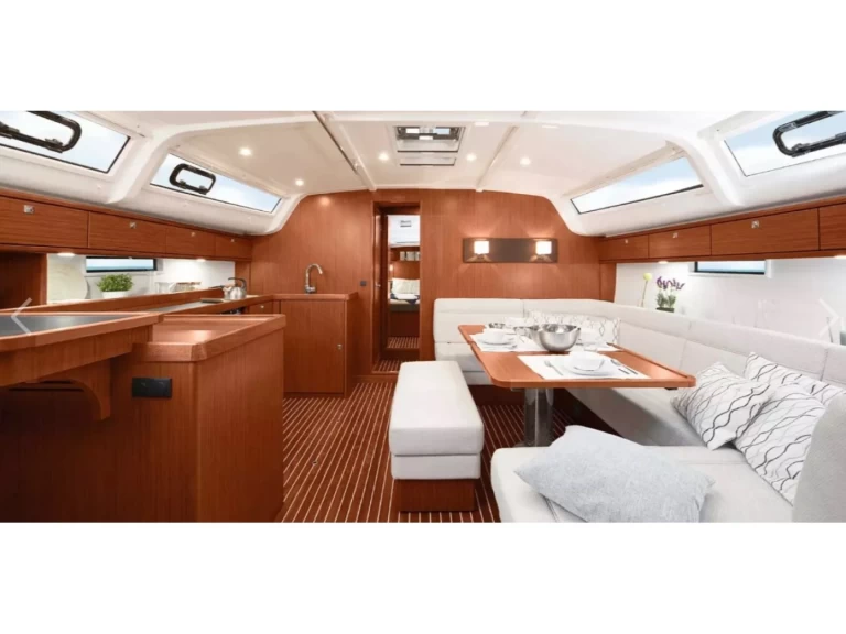 Zeilboot te huur in Skiathos voor de beste prijs