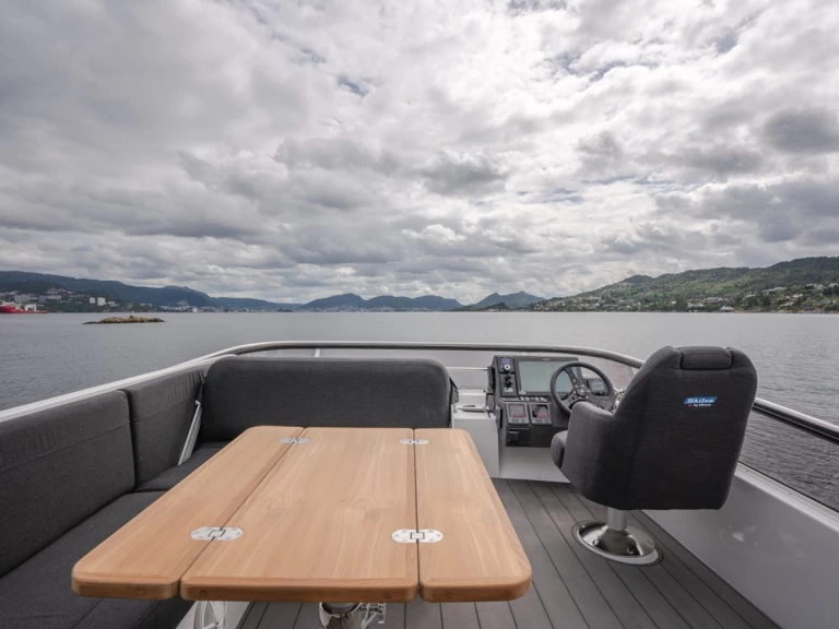 Bootverhuur Viknes Skilso 39 FLY in Sukošan via SamBoat