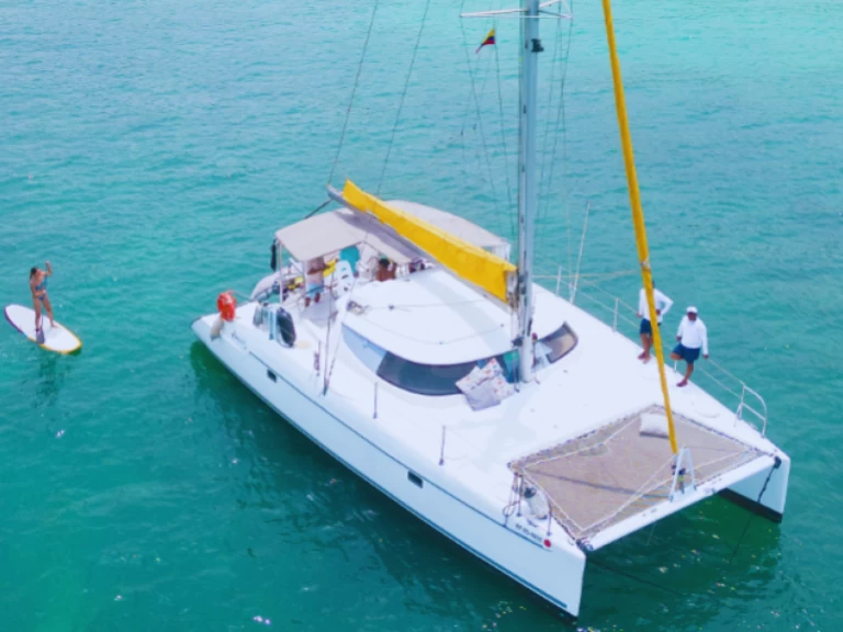 Huur een Fountaine Pajot Lavezzi 40 in Cartagena