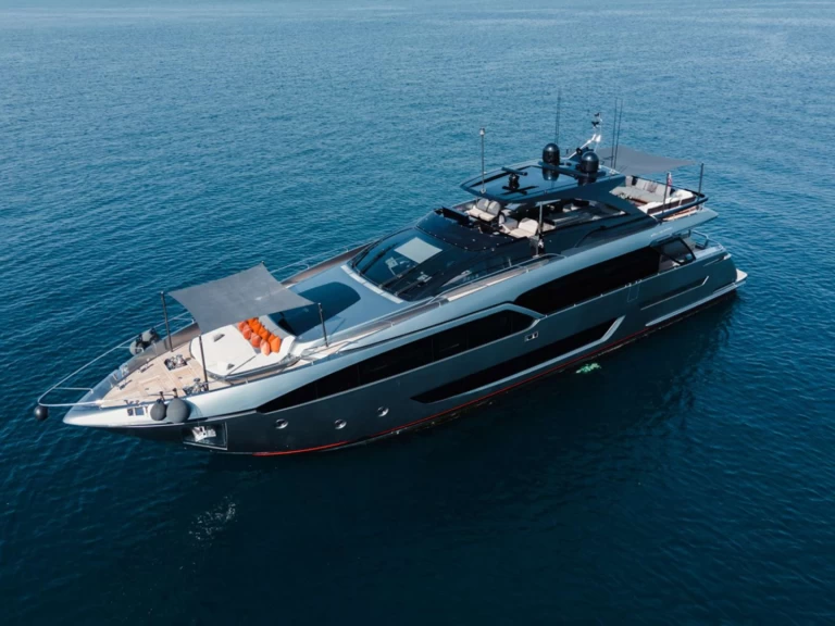 Huur een Riva ELLA in Ibiza