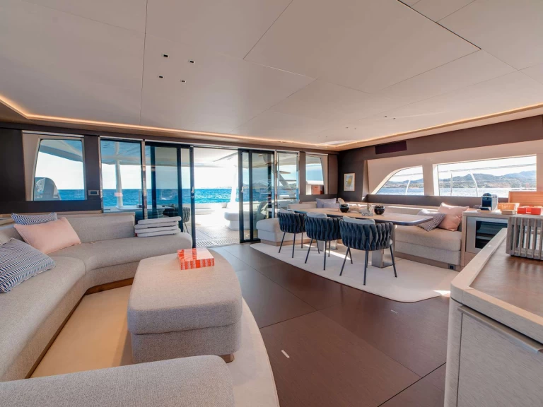 Lagoon ZENIT te huur van particulier of professional in Olbia