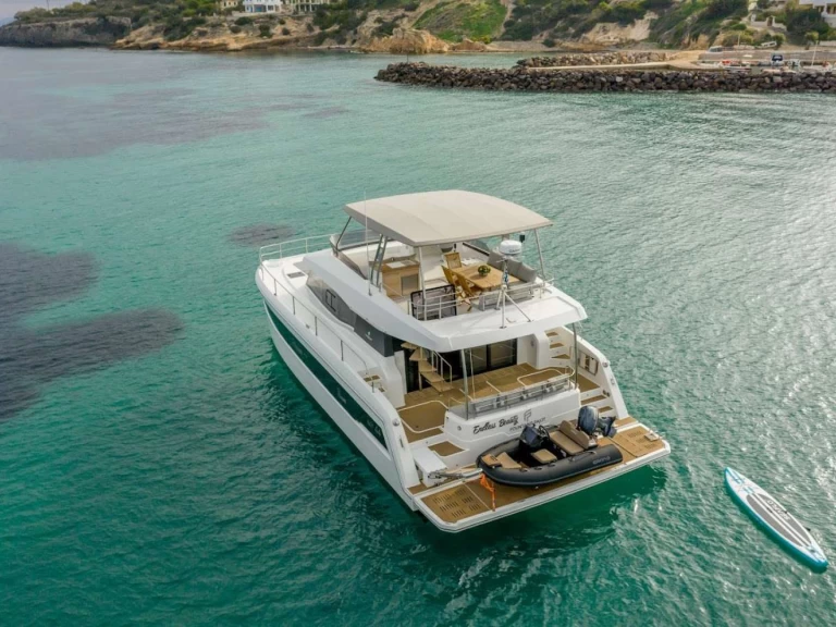 Verhuur Jacht Fountaine Pajot met vaarbewijs