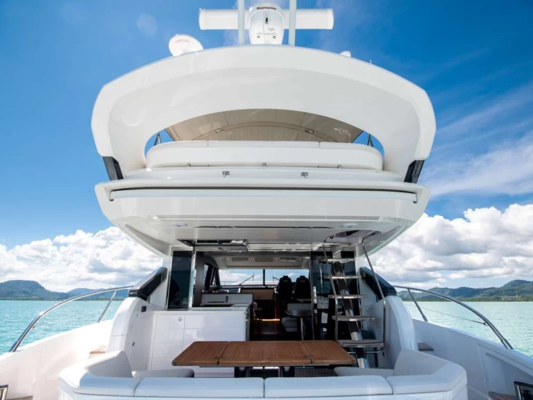 Princess, UK Kati te huur van particulier of professional in Phuket