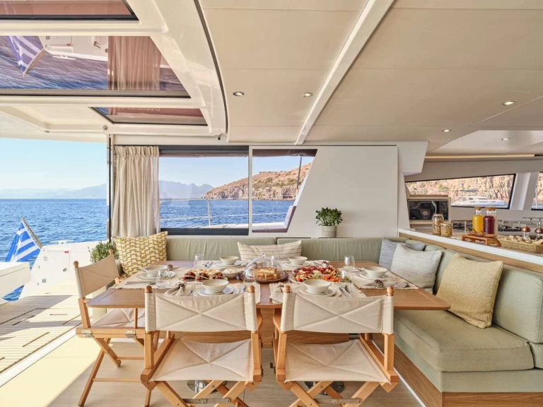 Jacht te huur in Néa Péramos voor de beste prijs