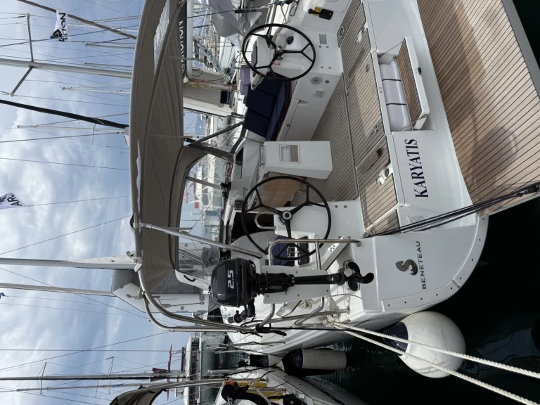 Bootverhuur Bénéteau Oceanis 37 in Ligia via SamBoat