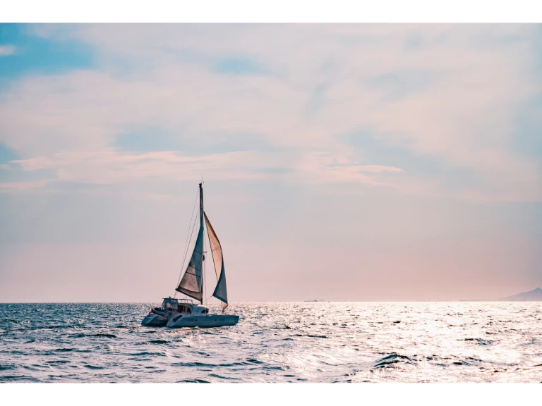 Lagoon Lagoon 380 te huur van particulier of professional in Lávrio