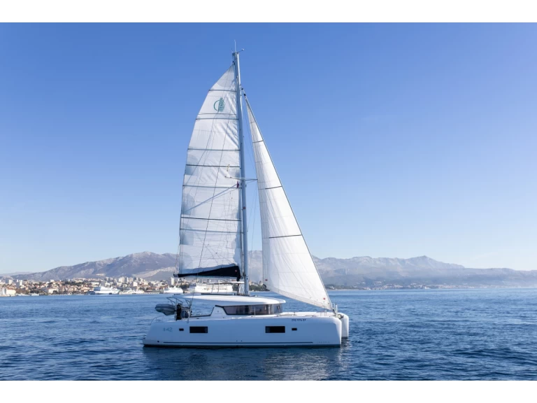 Huur Catamaran met of zonder schipper Lagoon in Split