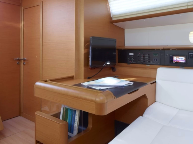 Bootverhuur Jeanneau Sun Odyssey 519 in Anse Marcel via SamBoat