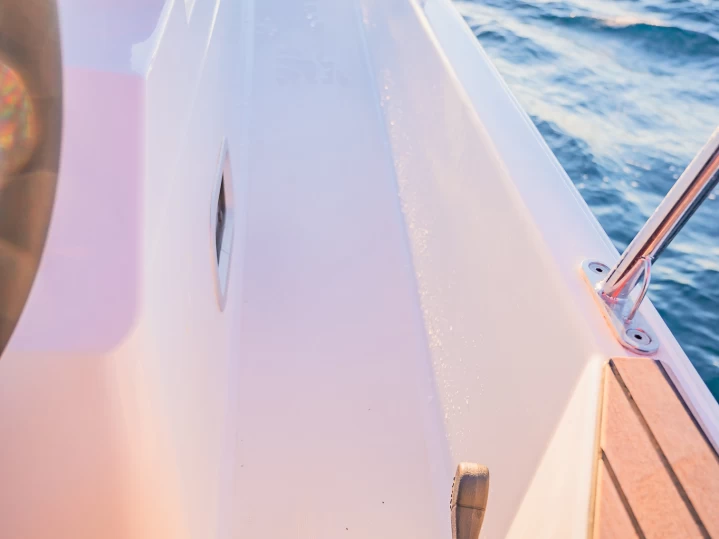 Bootverhuur Jeanneau Sun Odyssey 410 in Lávrio via SamBoat