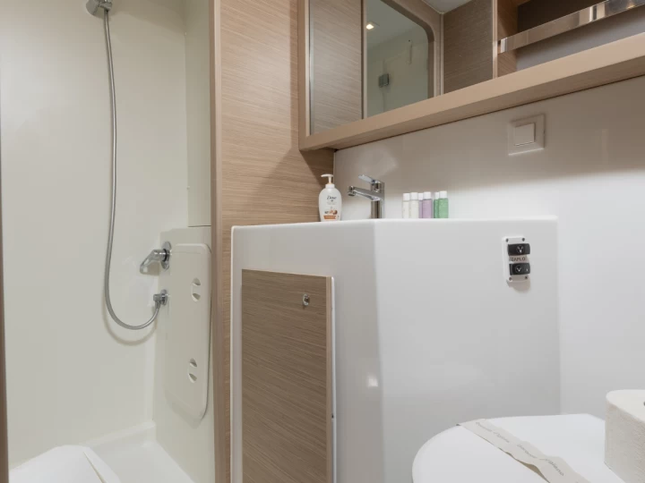 Lagoon Lagoon 42 Millenium te huur van particulier of professional in Split