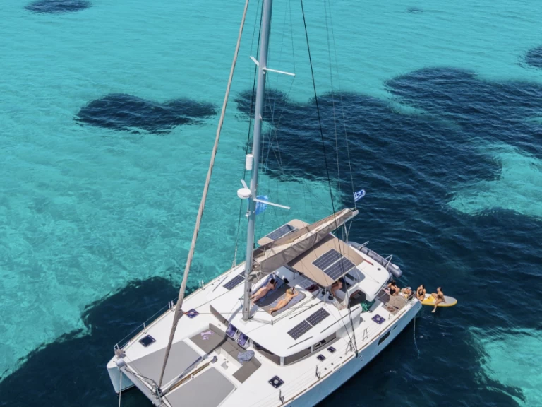 Huur een Lagoon Lagoon 450 F in Glyfáda