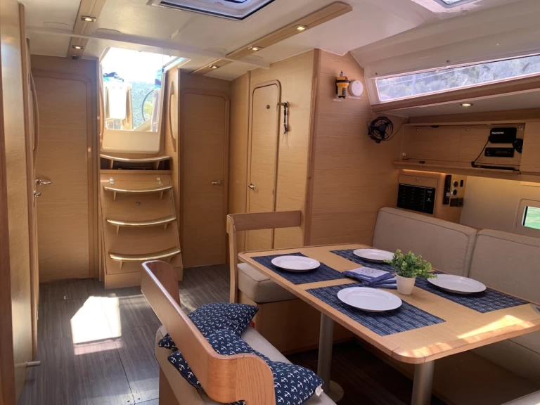 Dufour Dufour 430 Grand Large te huur van particulier of professional in Préveza