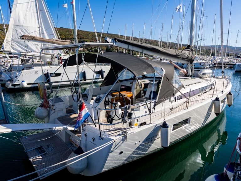 Verhuur Zeilboot Jeanneau met vaarbewijs