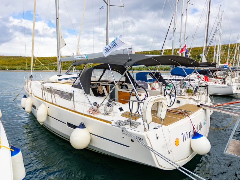 Bootverhuur Punat goedkoop Dufour 460 Grand Large