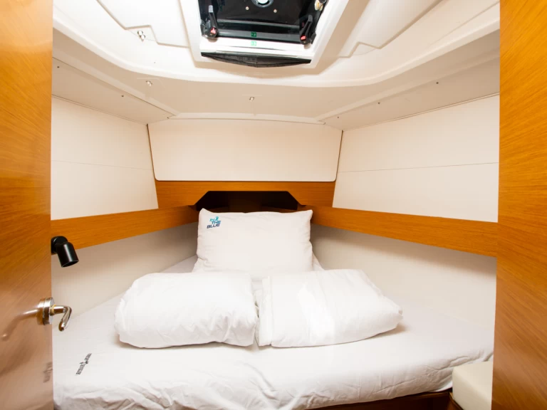 Verhuur Zeilboot in Punat - Jeanneau Sun Odyssey 349