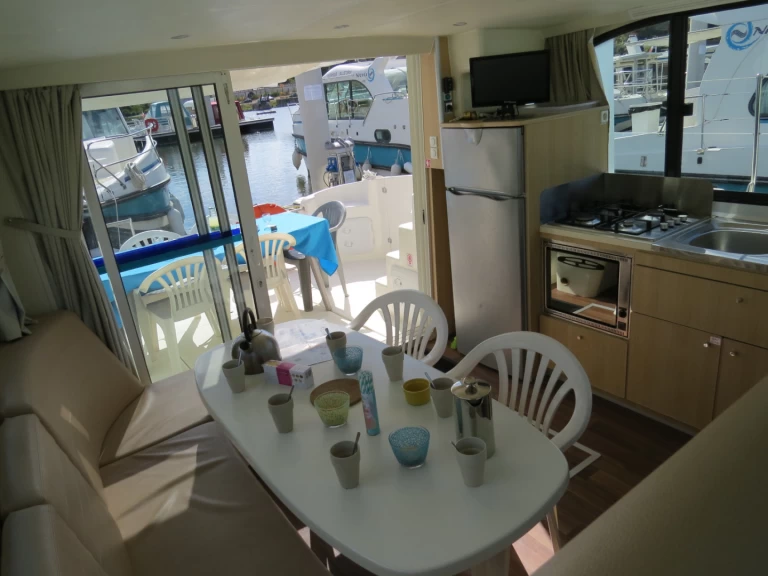 Woonboot te huur in Grez-Neuville voor de beste prijs