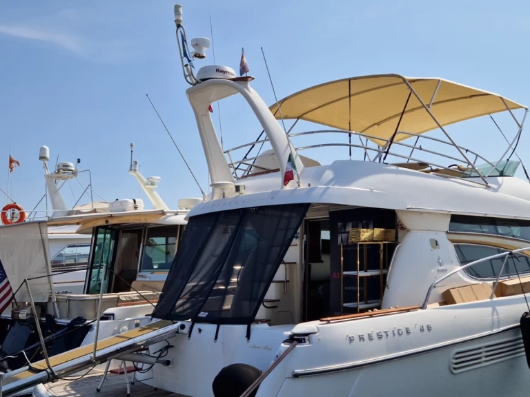 Huur Motorboot met of zonder schipper Jeanneau in Umag