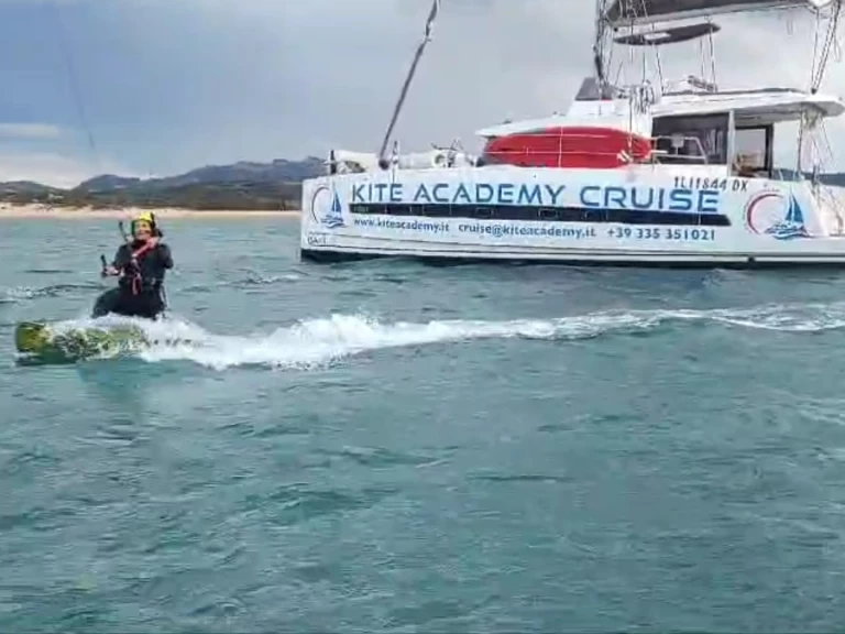 Bootverhuur La Maddalena goedkoop Bali 4.3