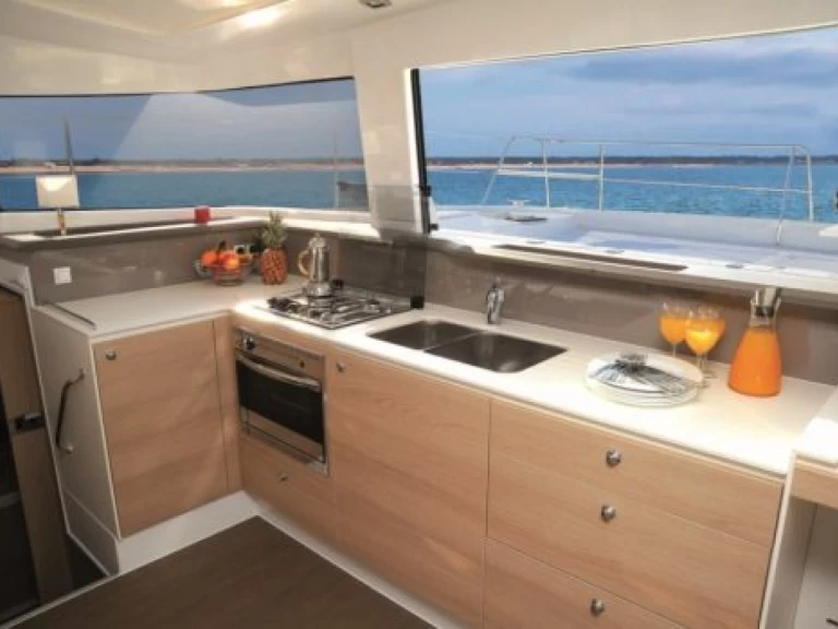 Verhuur Catamaran in Porto Pollo - Bali Bali 4.3