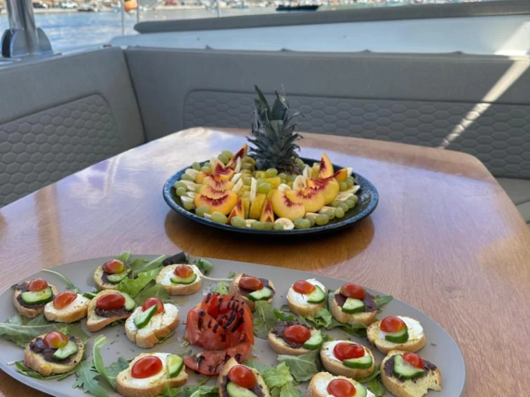 Huur Catamaran met of zonder schipper Lagoon in Ornós