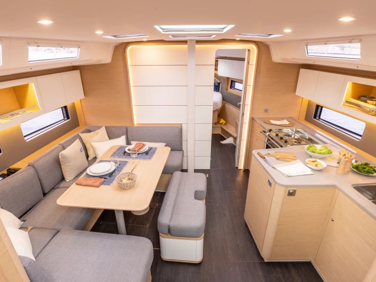 Zeilboot te huur in Piraeus voor de beste prijs