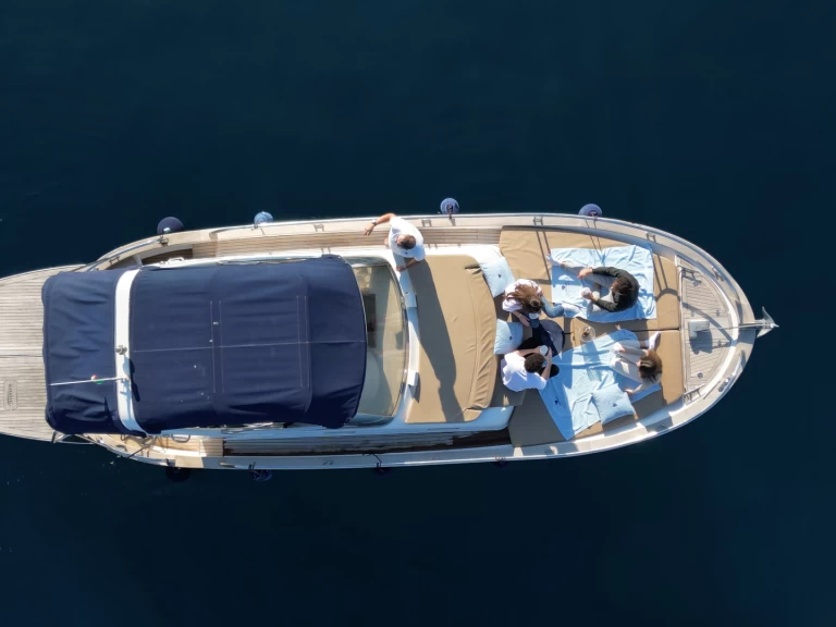 Verhuur Motorboot in Sorrento - Cantiere Mimi 9,5 cabin