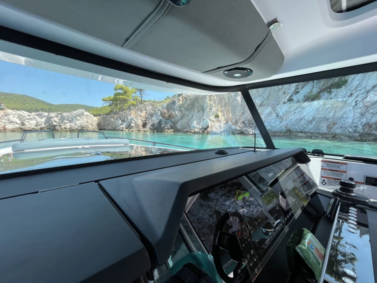 Verhuur Motorboot in Skiathos - Axopar Axopar 37 XC Cross Cabin